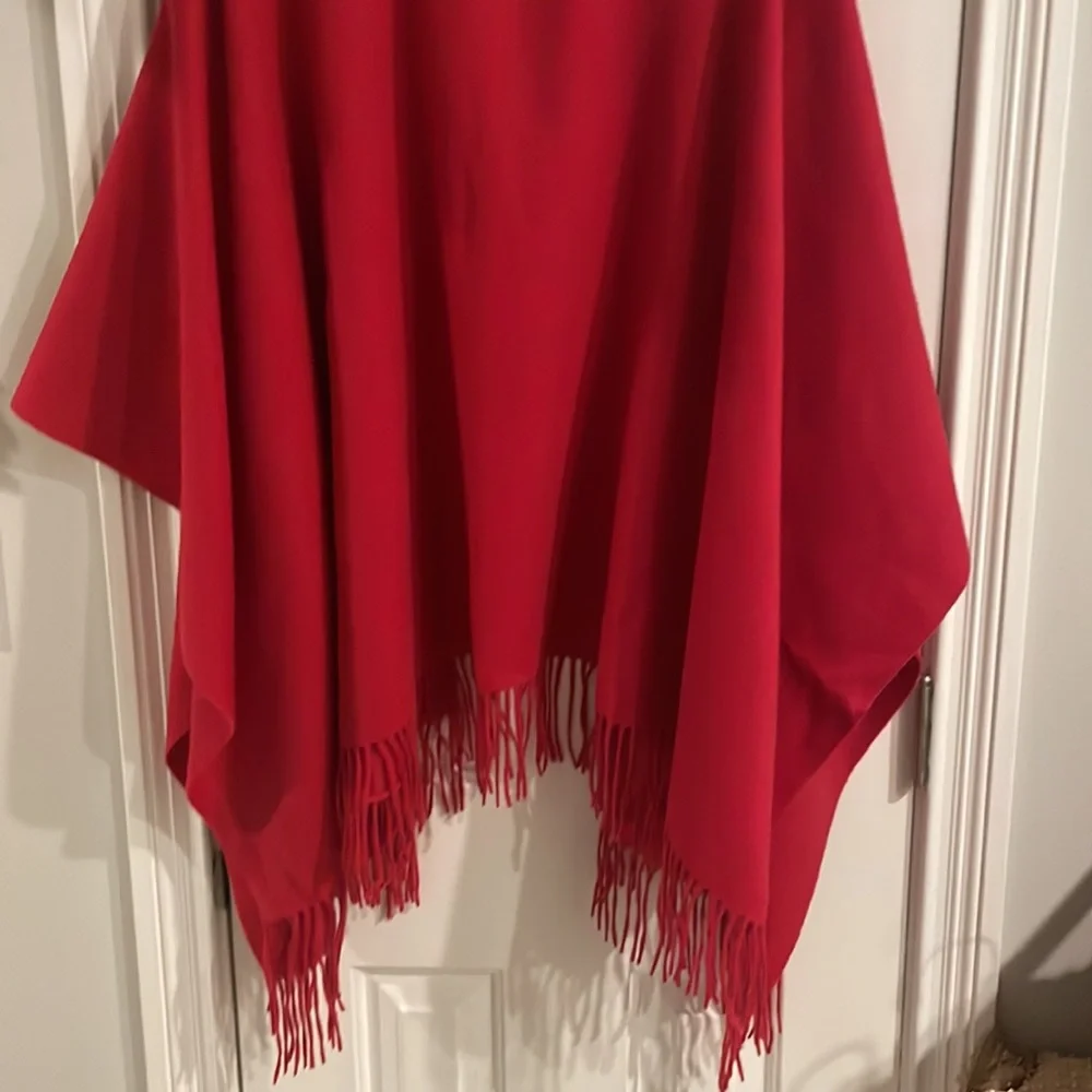 NWT Saks Fifth Avenue Garnet Red Lambswool Wrap